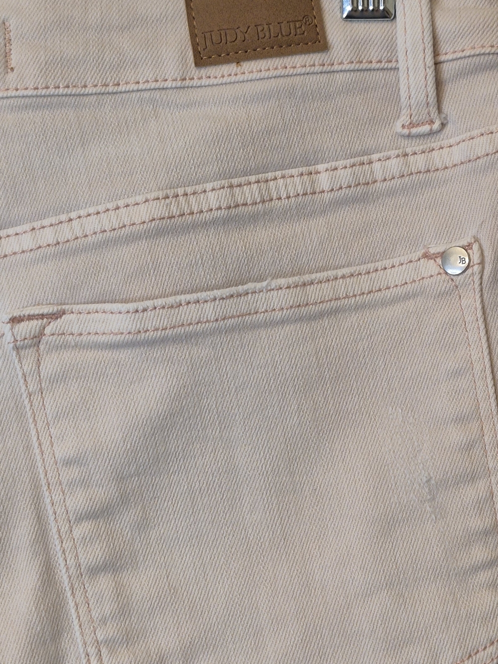 Judy Blue Light Pink Frayed Hem High-Rise Denim Shorts Size Large 3" Inseam - Picture 5 of 5